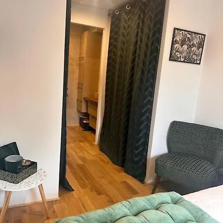 Jardin Des Plantes Parking Securise Terrasse Et Ascenseur *