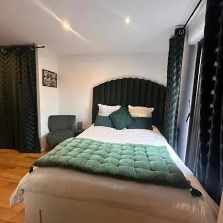 Jardin Des Plantes Parking Securise Terrasse Et Ascenseur * Toulouse